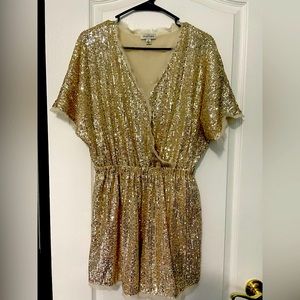Stellah by Neiman Marcus Gold Sequin Romper